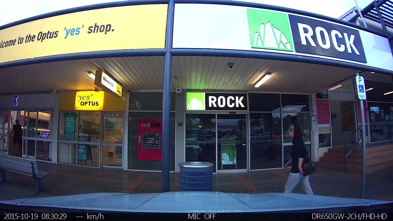 BlackVue DR650GW-2CH footage – man caught trying to get in