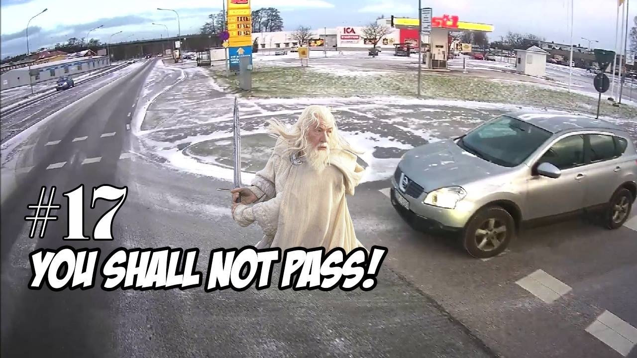 Trucker Dashcam Entertaining Compilation from Sweden