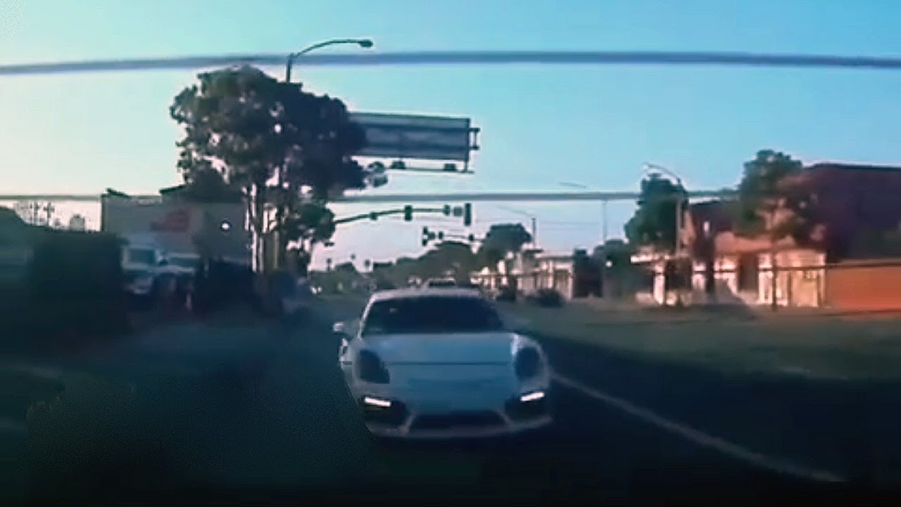 Tesla vs. Porsche Caught On BlackVue Dashcam