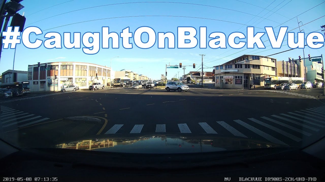 Truck Thieves Flee The Accident Scene #CaughtOnBlackVue