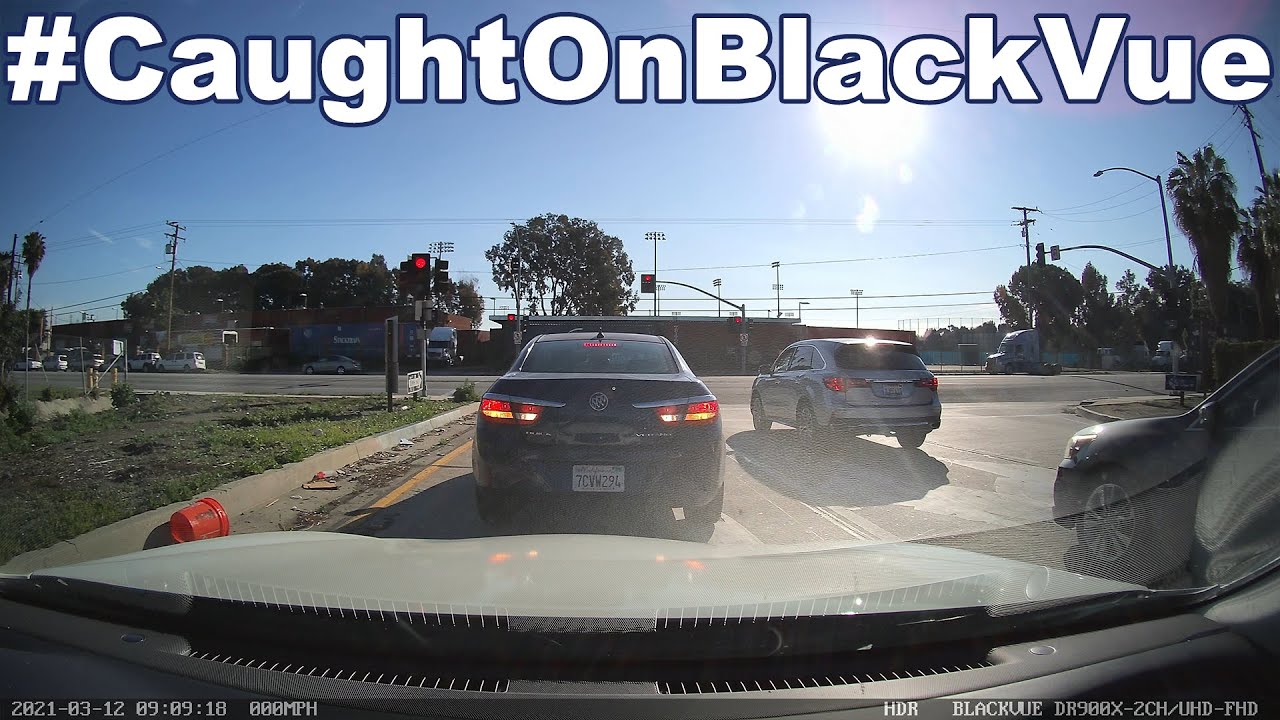 Was this an… insurance scam attempt?! #CaughtOnBlackVue