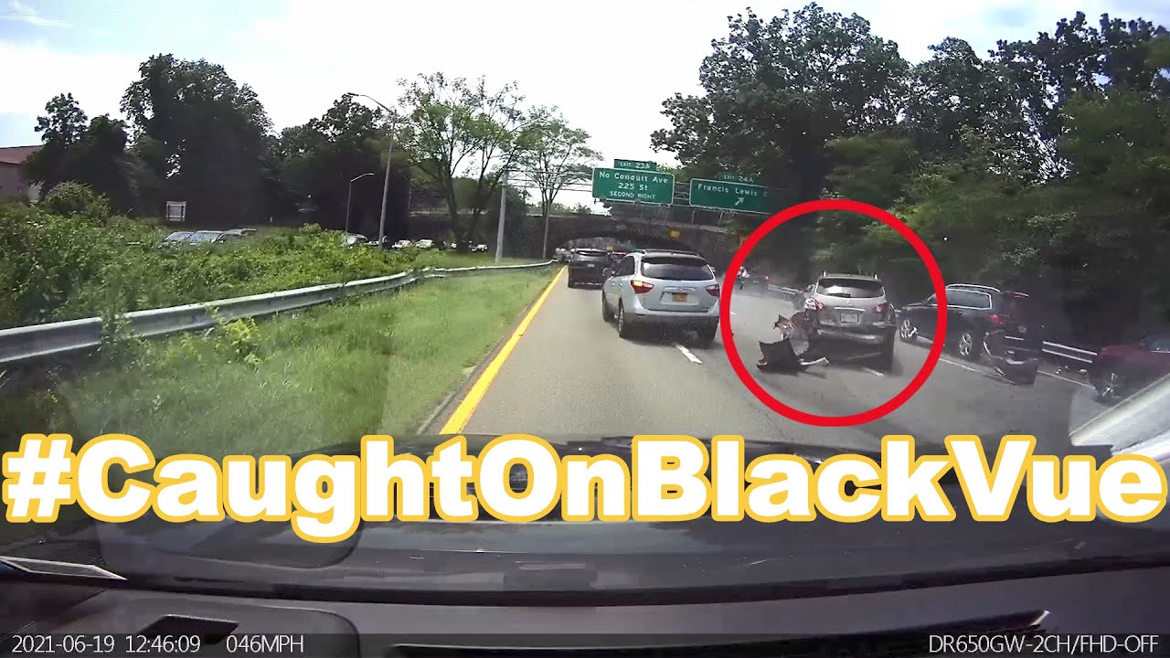 Multiple Car Crash On Highway #CaughtOnBlackVue